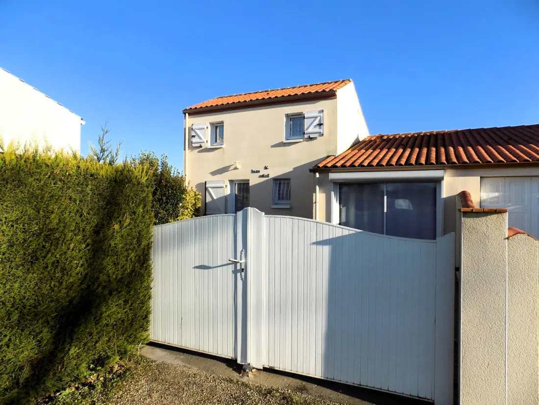Residence But St06002-st Augustin