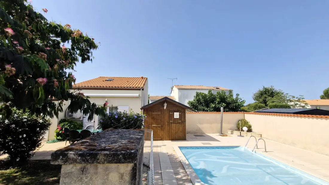 Residence But St06002-st Augustin