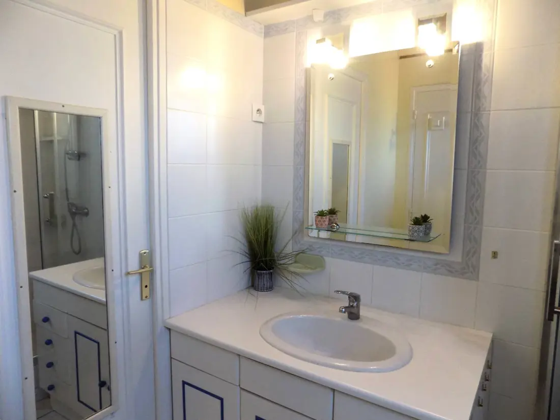 Residence But St06002-st Augustin