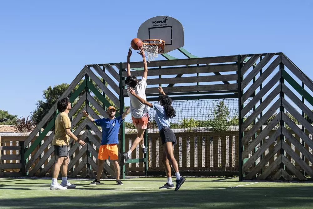 Camping Yukadi Villages Le Logis 4 étoiles★★★★