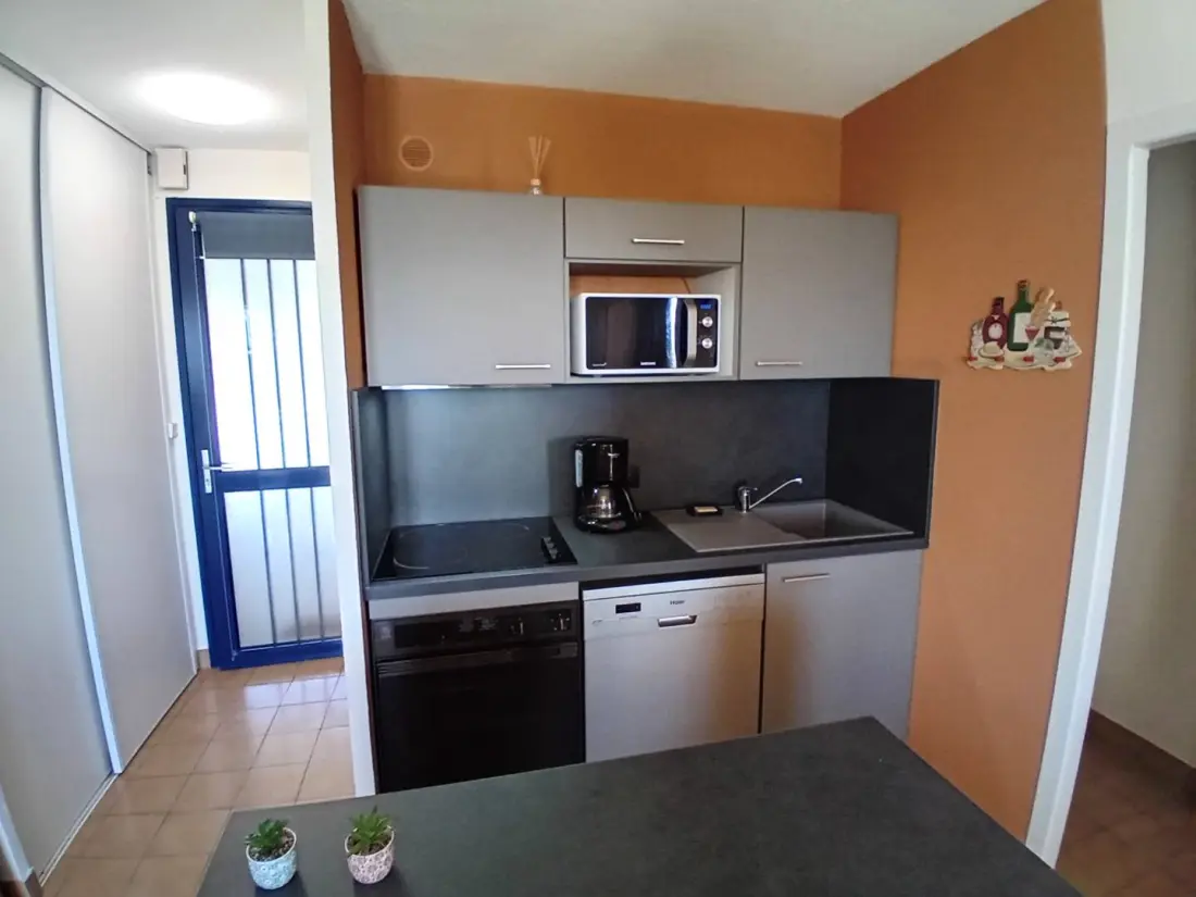 Corniche De Nauzan Residence