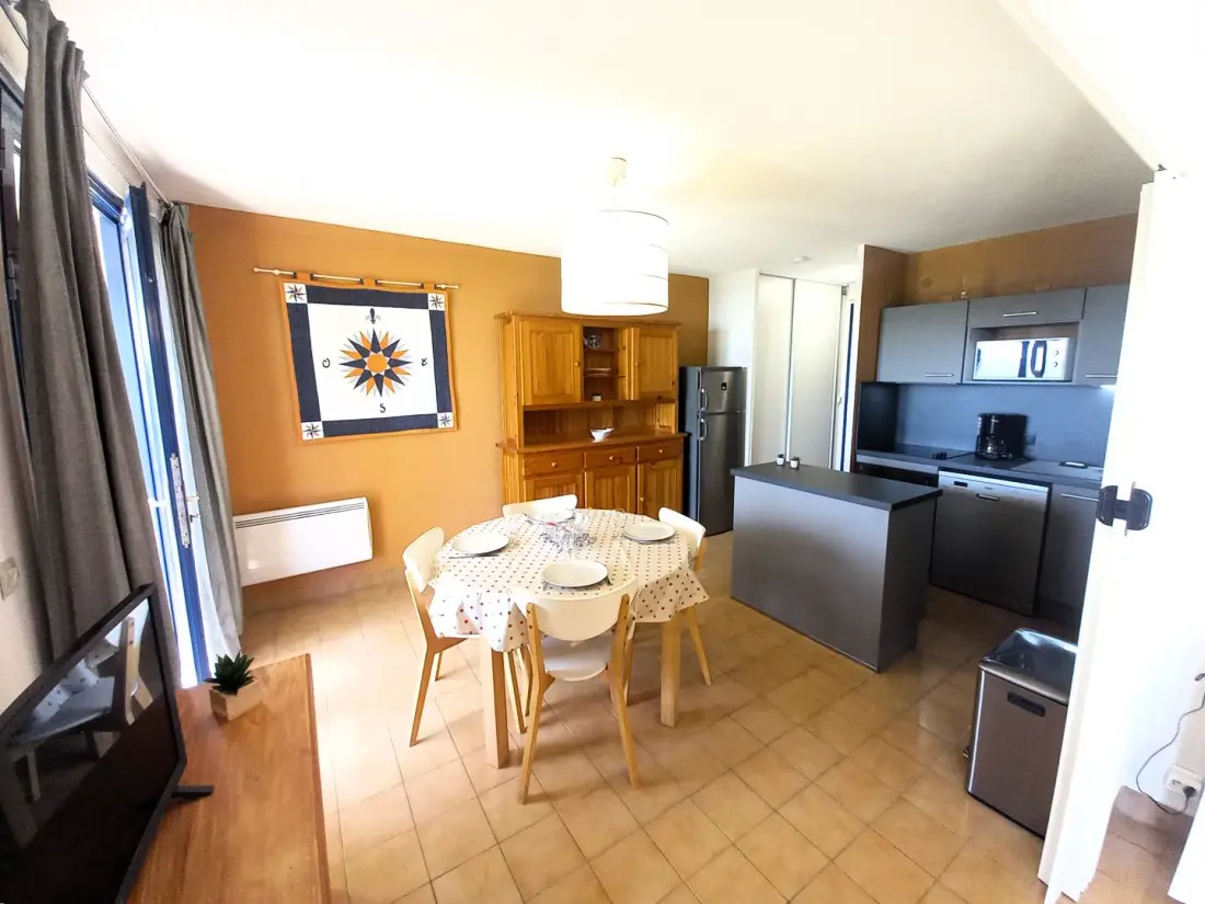 Corniche De Nauzan Residence