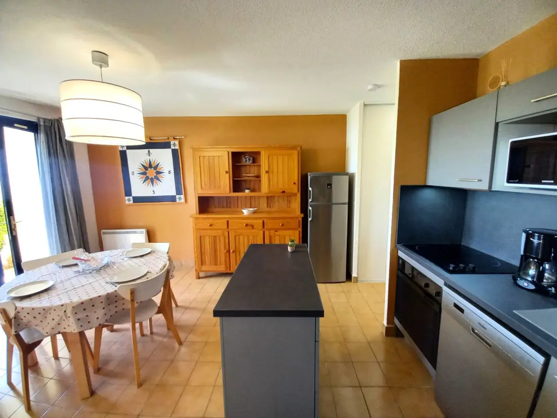 Corniche De Nauzan Residence