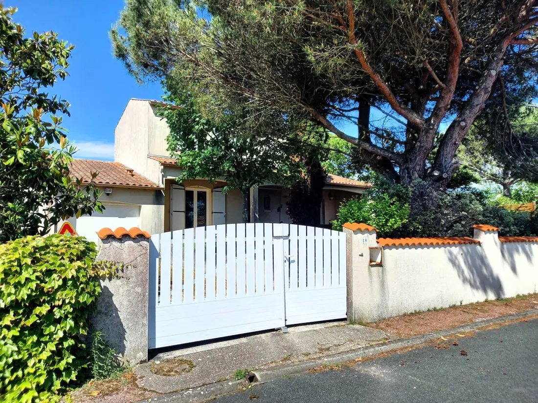 Residence But Sp06505-st Palais Sur Mer