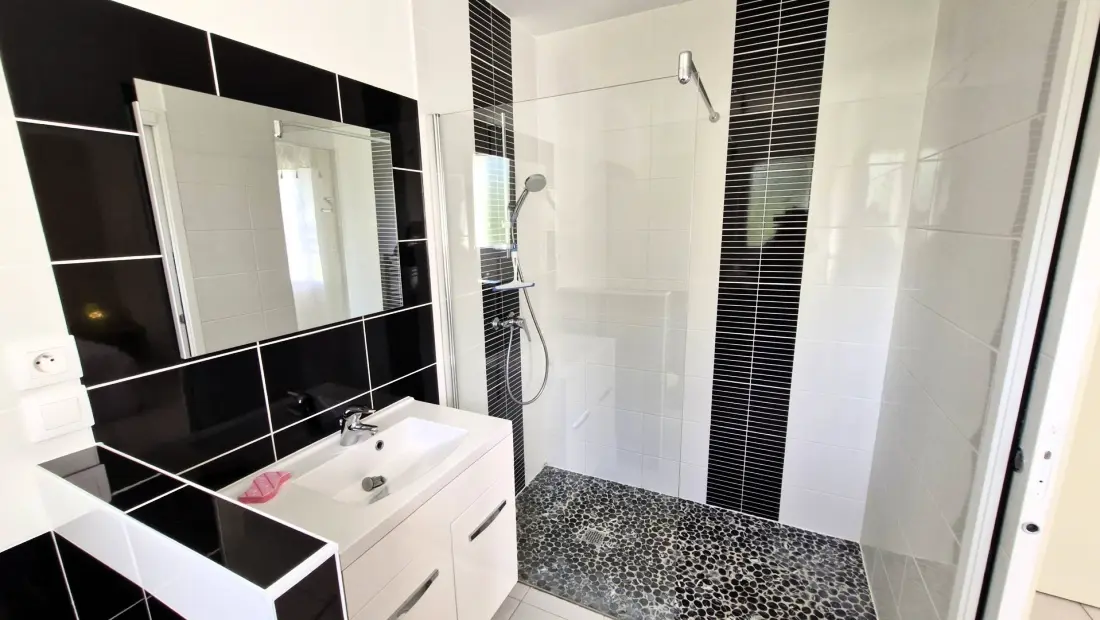 Residence But Sp06553-st Palais Sur Mer