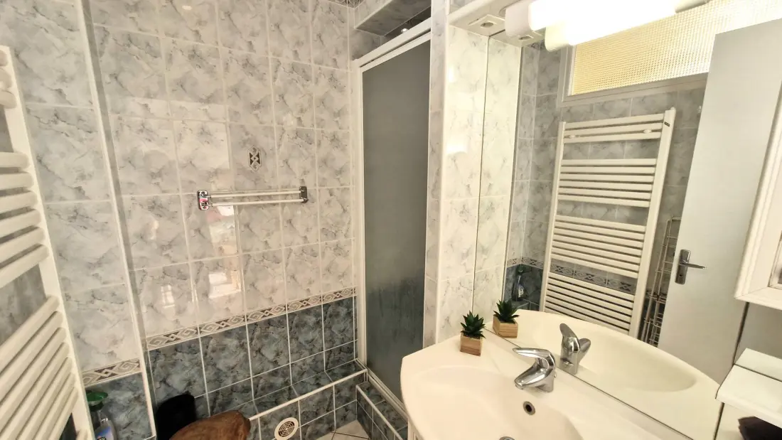 Grand Robinson Residence