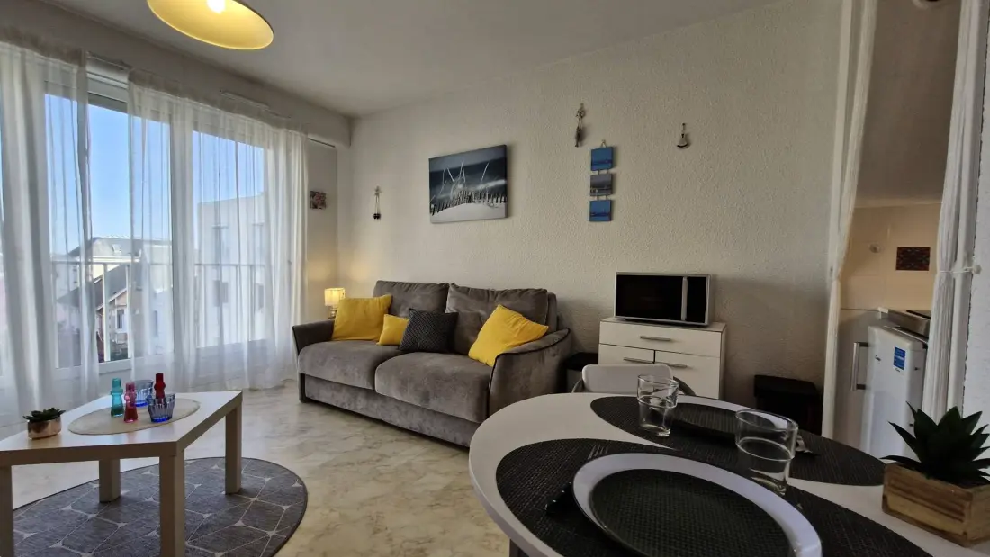 Oceanic Residence