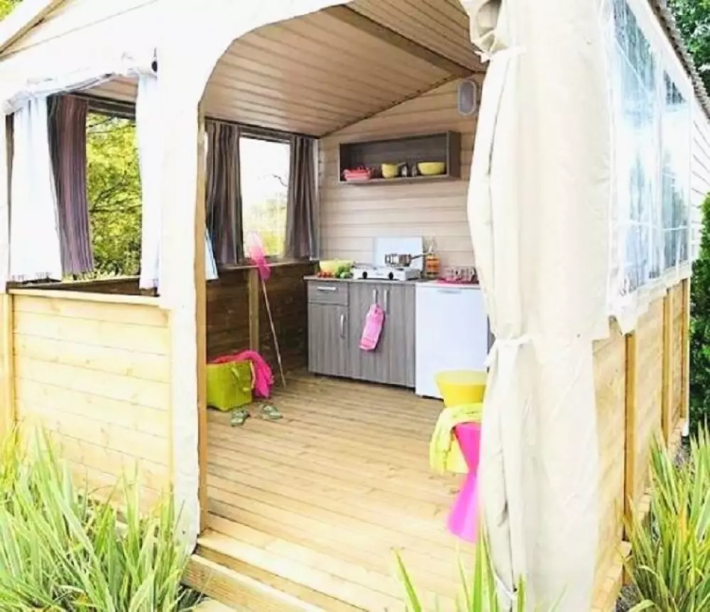 Camping Ushuaïa Villages - La Presqu'Ile 2 Sterren★★