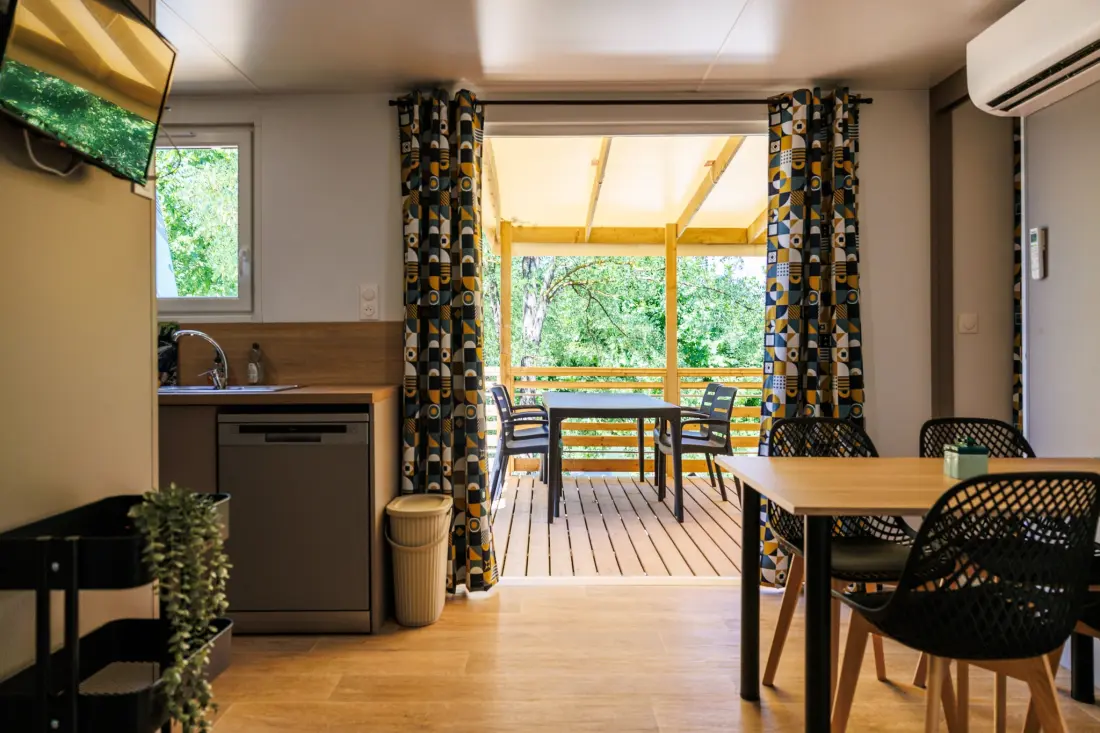 Camping LA CHAPOULIÈRE 4 Sterren★★★★