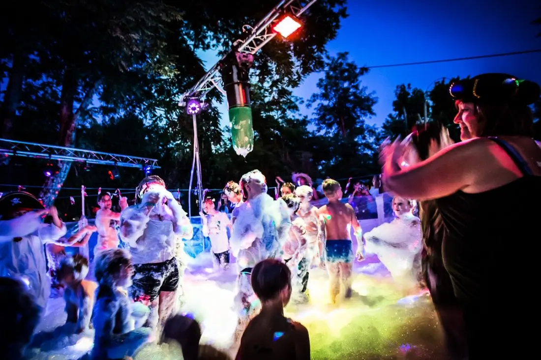 Camping LA CHAPOULIÈRE 4 Sterren★★★★