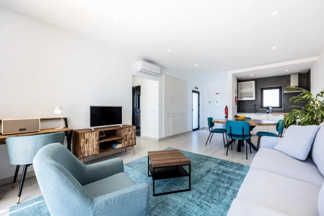 Villa Drop In