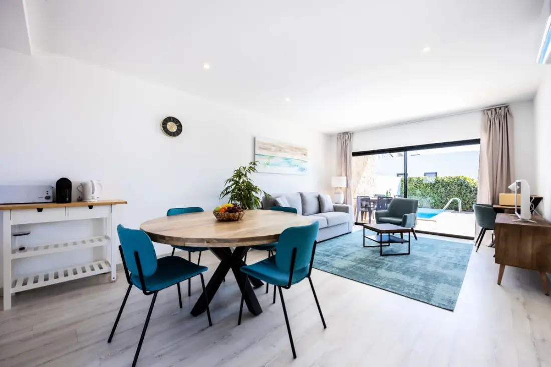 Villa Drop In