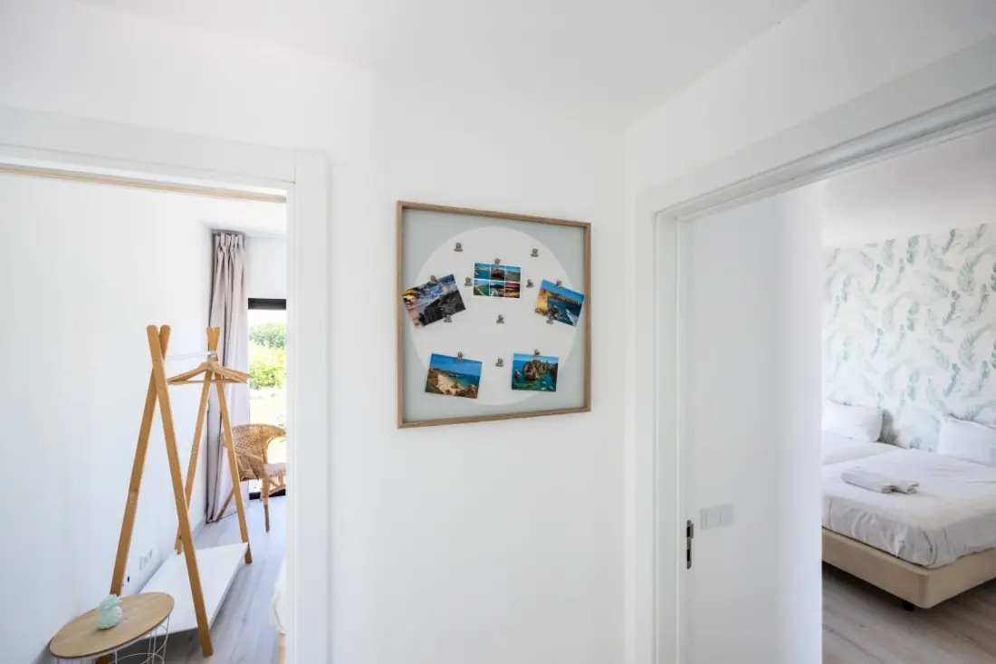 Villa Front Loop
