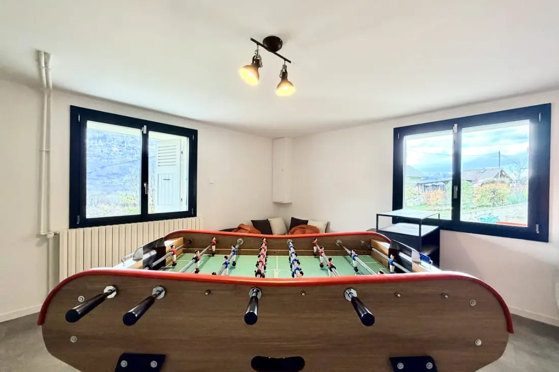 Gyönyörű Villa Sur Les Coteaux du Lac D'aiguebelette!