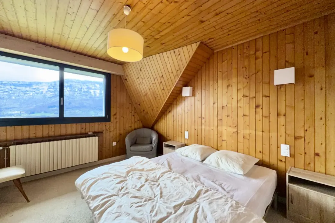 Gyönyörű Villa Sur Les Coteaux du Lac D'aiguebelette!