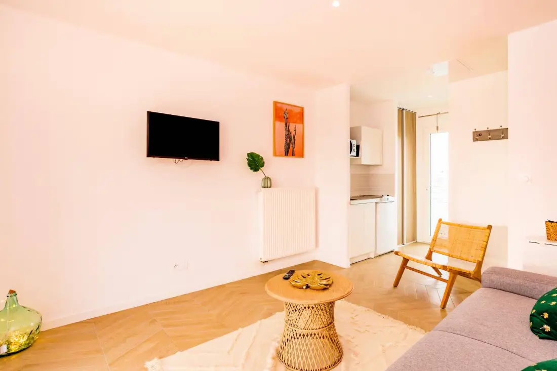 Residence 1201-st Alban