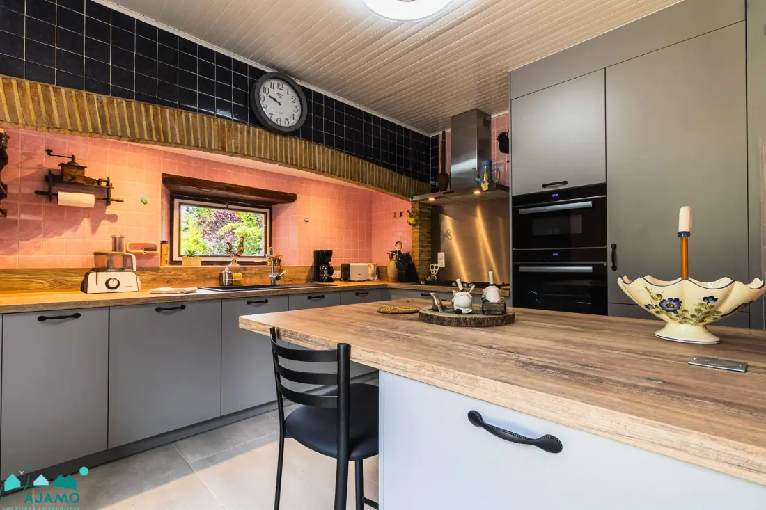 Residence 1202-st Alban