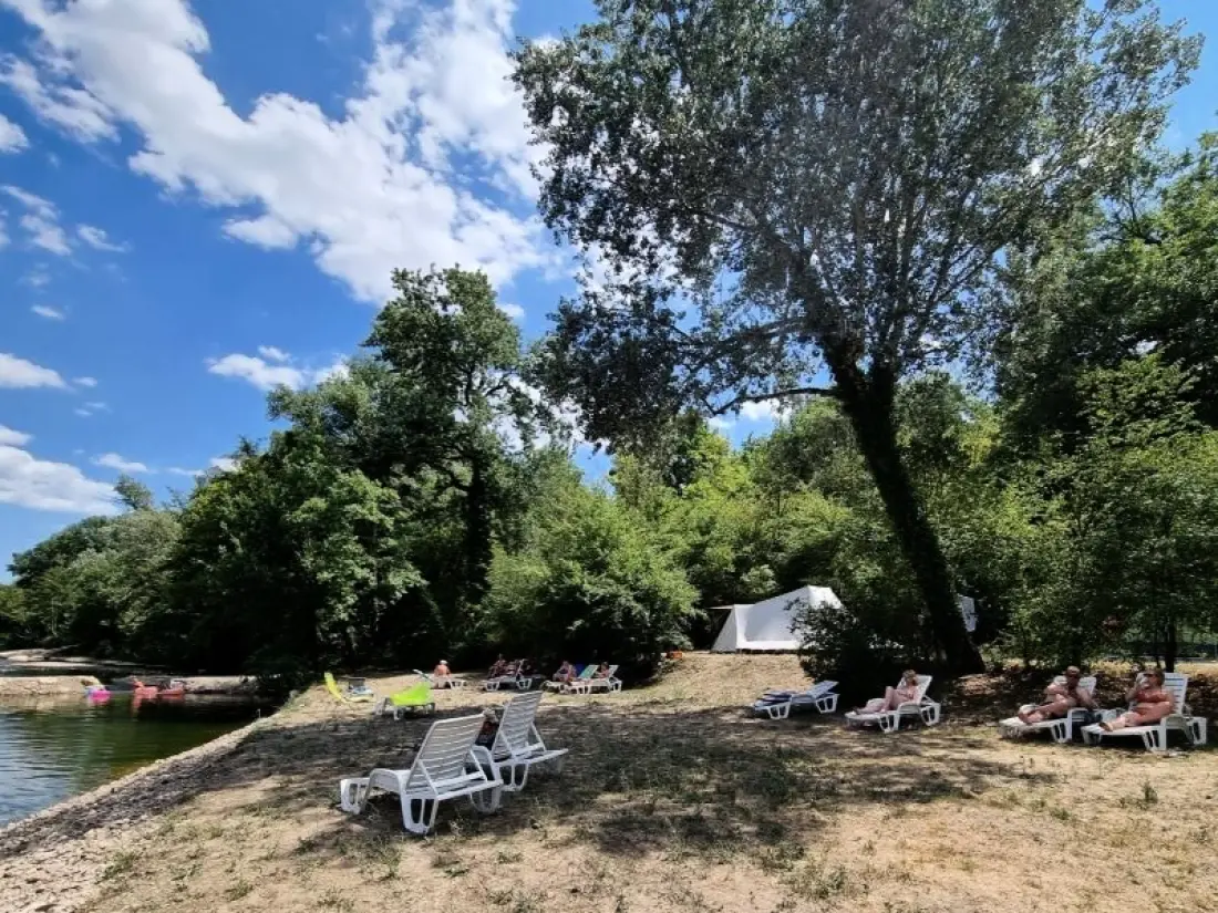 Campingplatz Beau Rivage4 Sterne★★★★