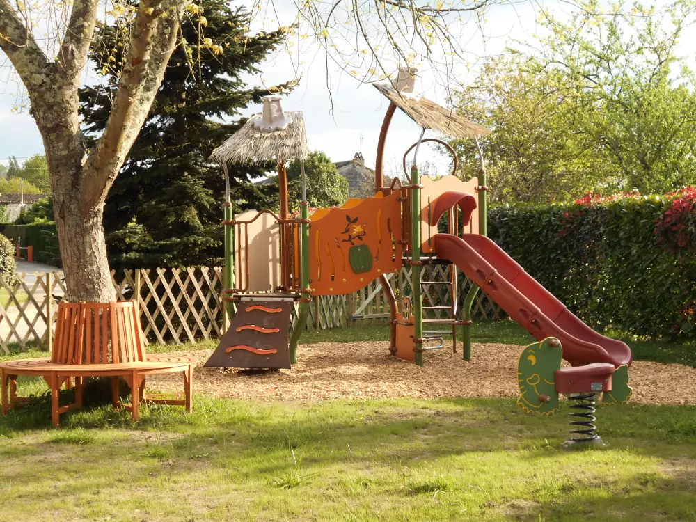 Camping Village La Rivière Fleurie4 Sterne★★★★