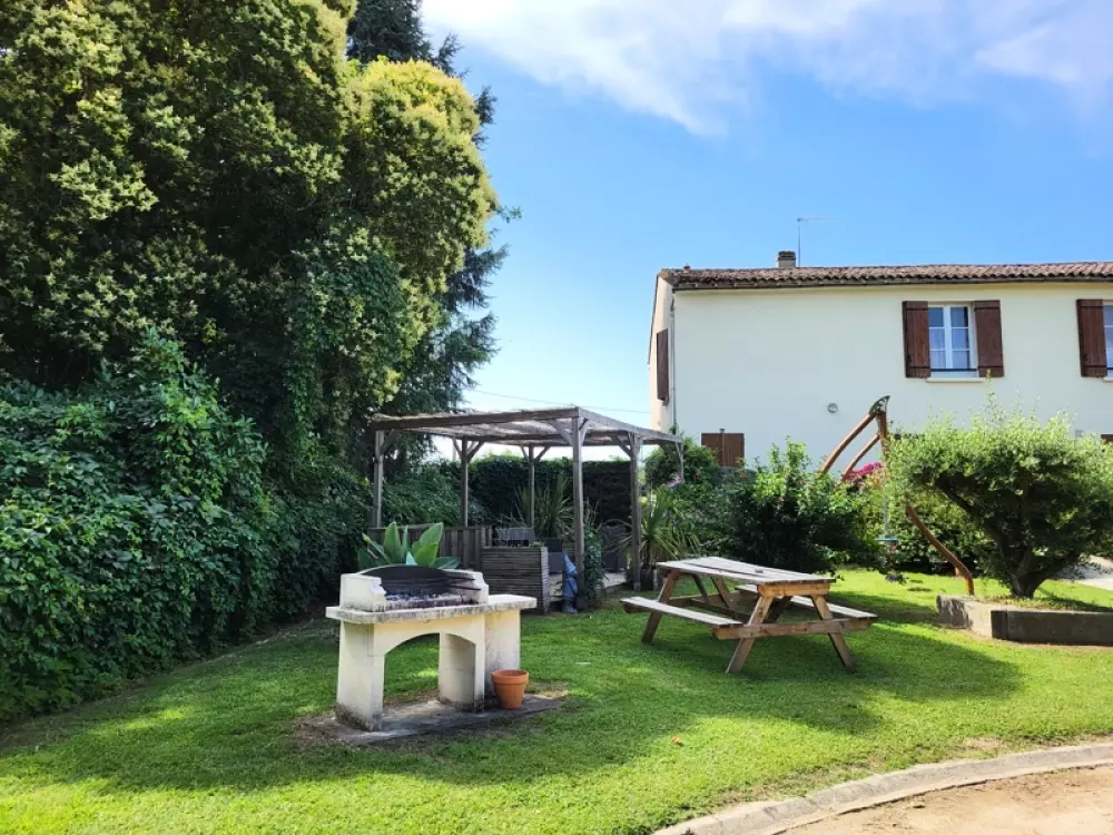 Camping Village La Rivière Fleurie4 Sterne★★★★