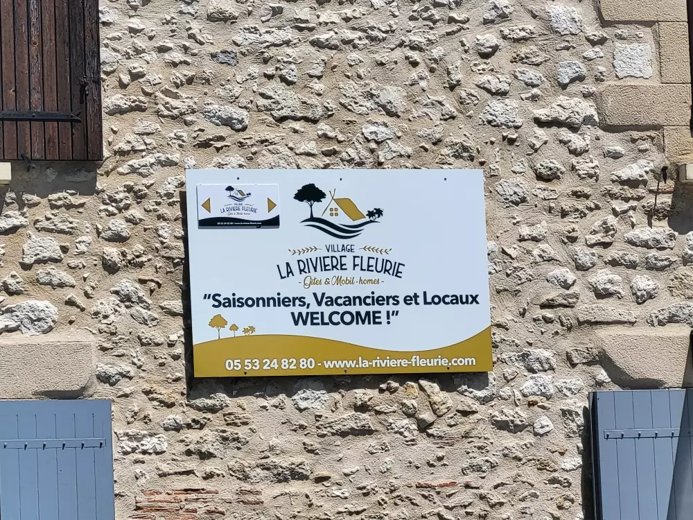 Camping Village La Rivière Fleurie4 Sterne★★★★