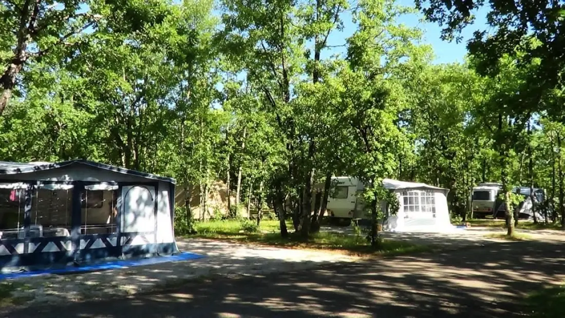 Camping LES 3 CANTONS 4 Sterren★★★★