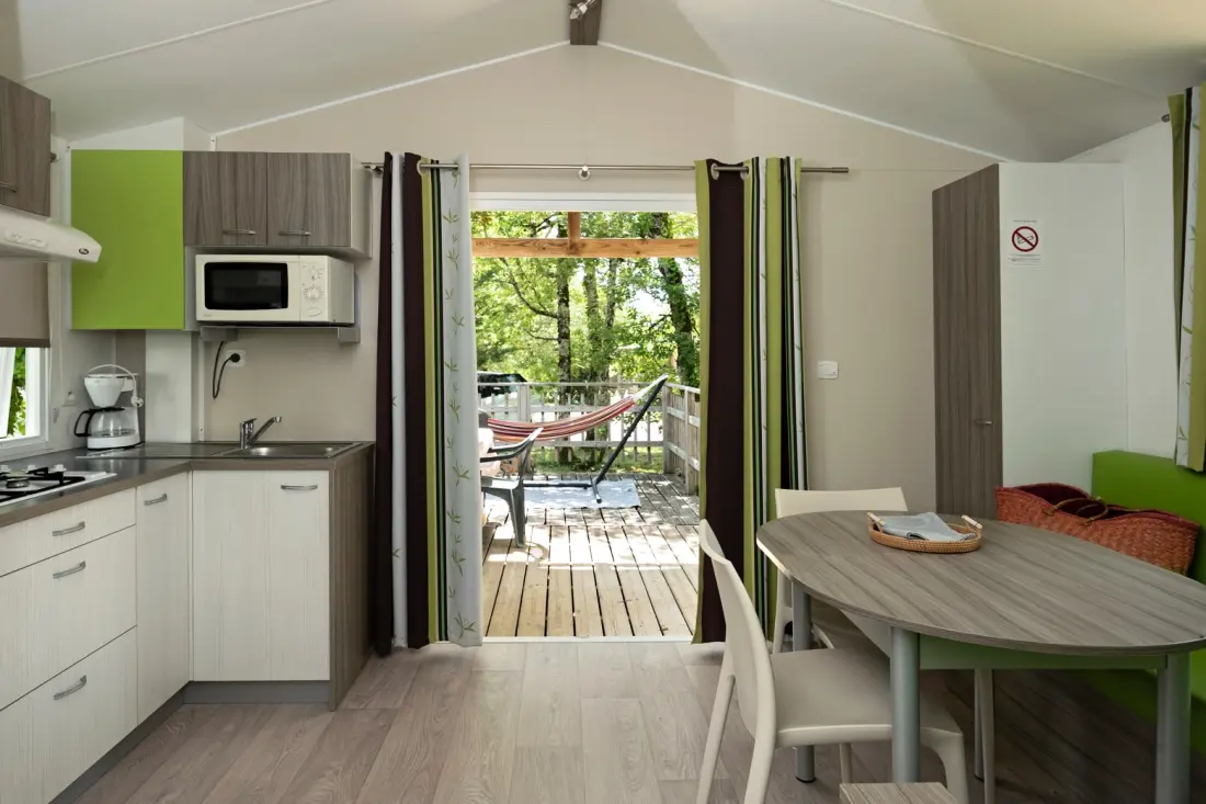 Camping LES 3 CANTONS 4 Sterren★★★★