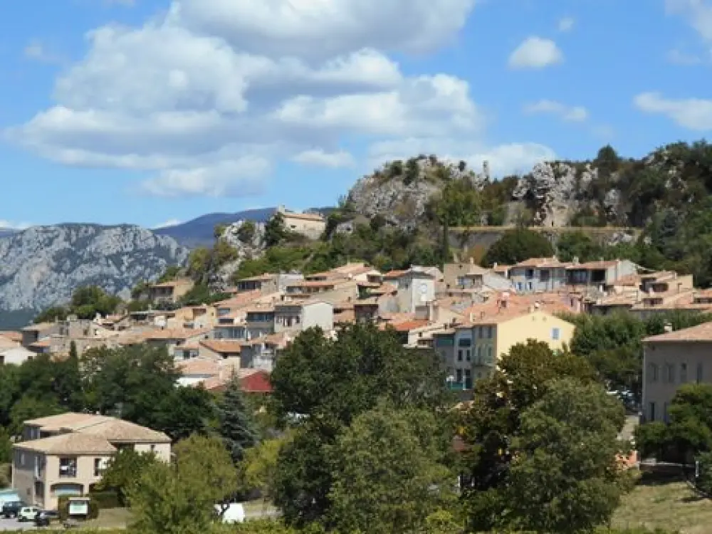 Camping Tikayan La Pinatelle 2 Sterren★★