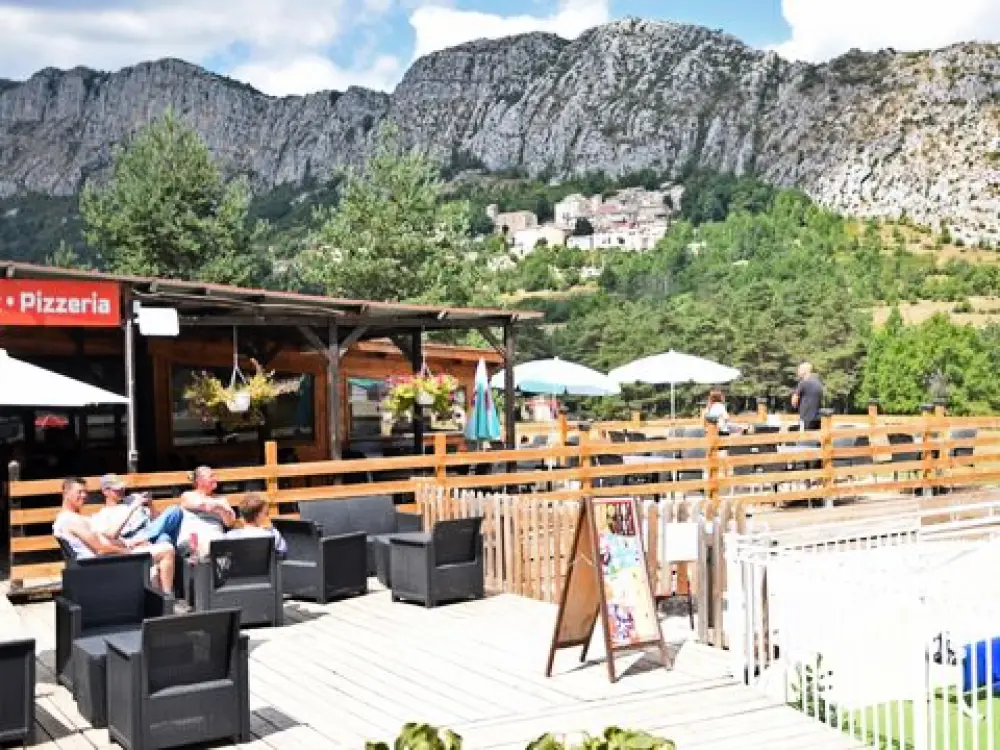 Camping Tikayan La Pinatelle 2 Sterren★★