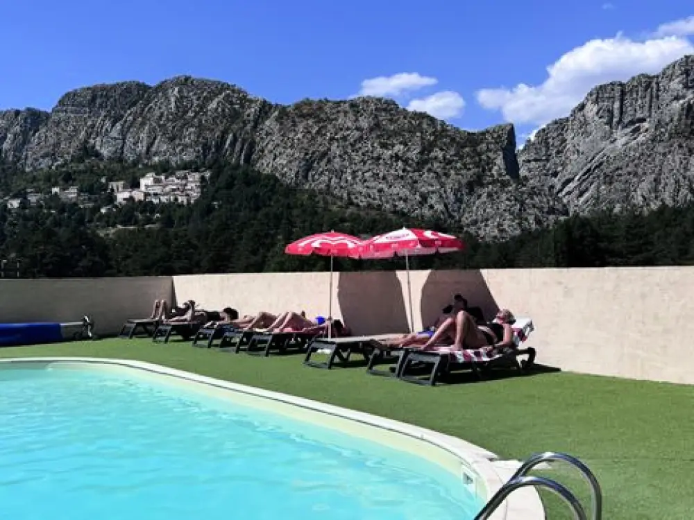 Camping Tikayan La Pinatelle 2 Sterren★★