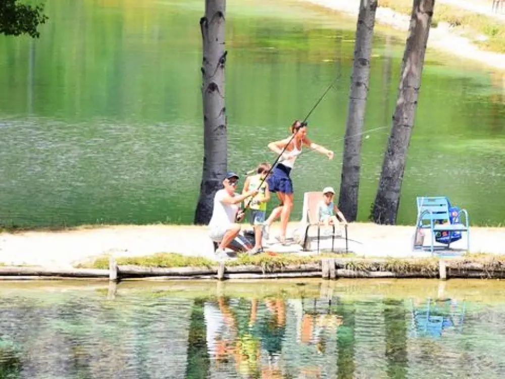 Camping Tikayan La Pinatelle 2 Sterren★★