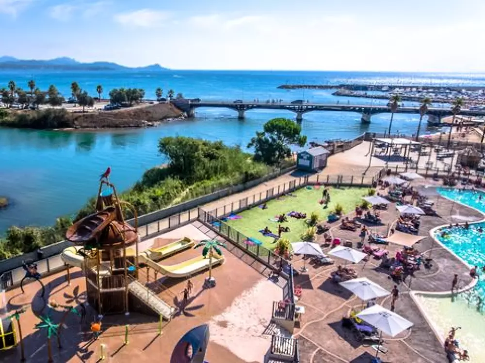 Camping De Saint Aygulf Plage 4 Stars★★★★