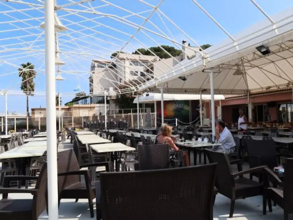 Camping De Saint Aygulf Plage 4 Stars★★★★