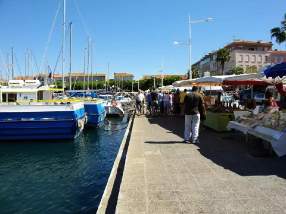 Camping De Saint Aygulf Plage 4 Stars★★★★