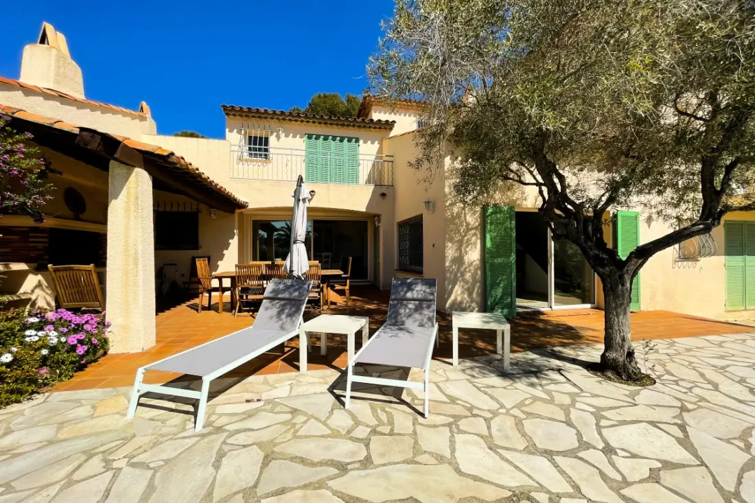 Villa 10 Private pool-250m De La Mer