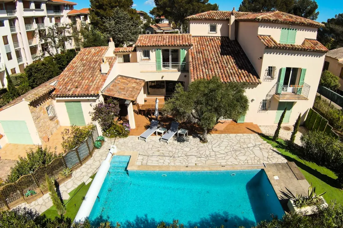 Villa 10 Private pool-250m De La Mer