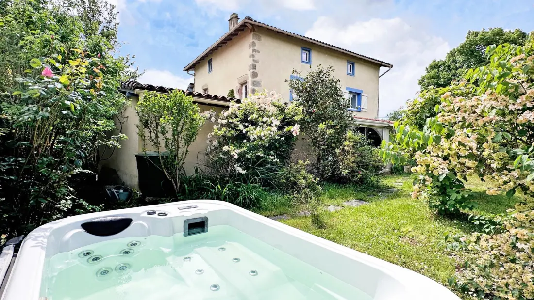 Gîte de France Het huis van 3 oren kleuren