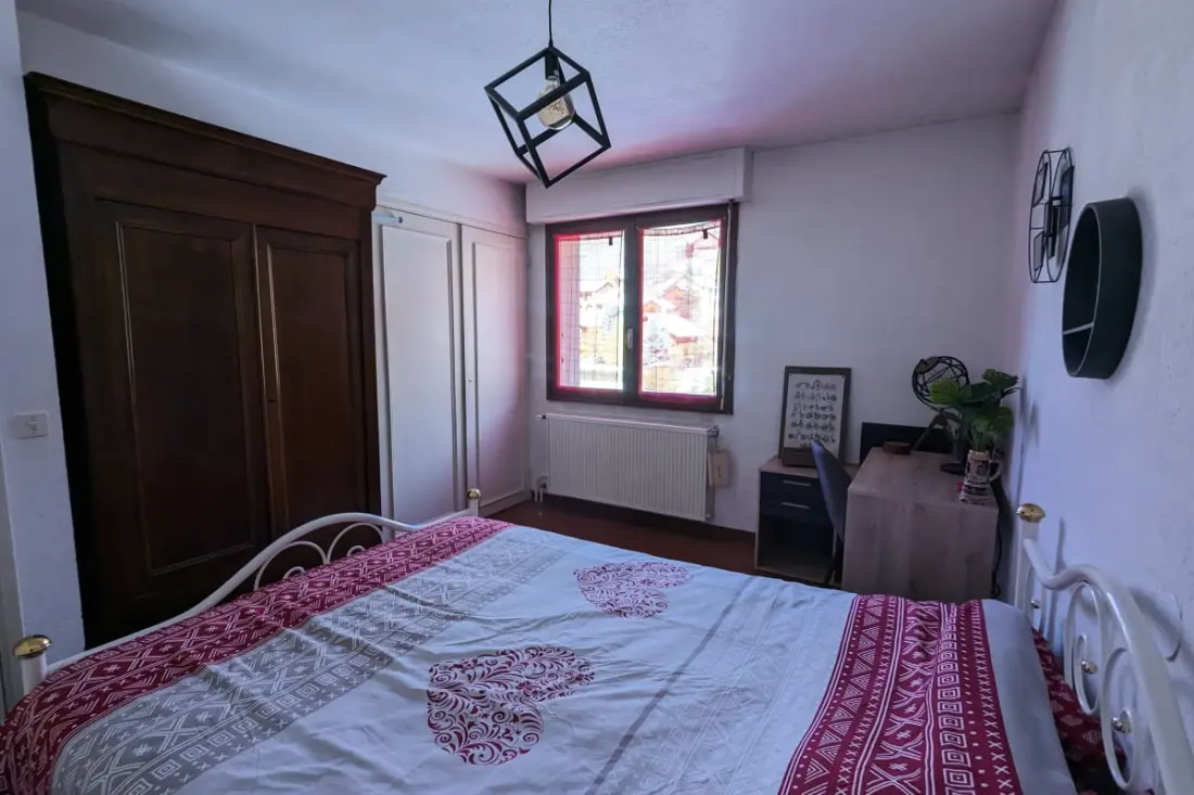 Alpejski Horizon: Balkon i Panoramiczny Widok
