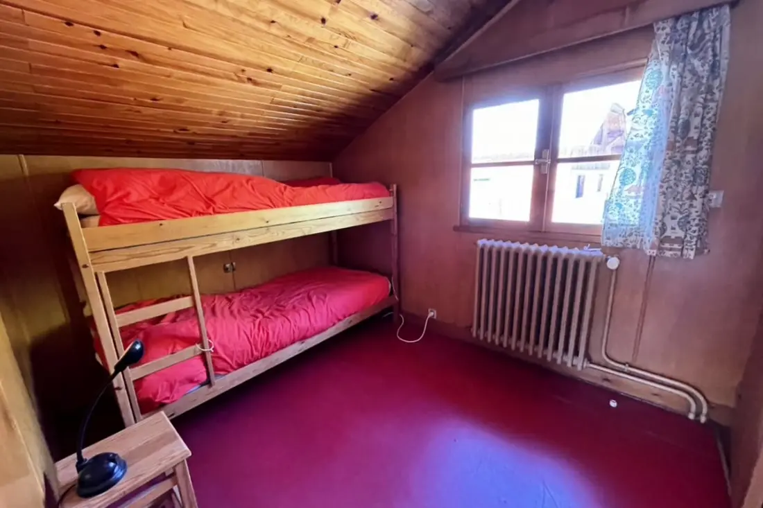 Family Chalet a kertben Saint Chaffrey