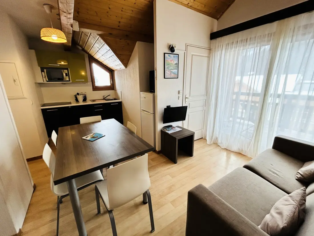 Eterlou Residence