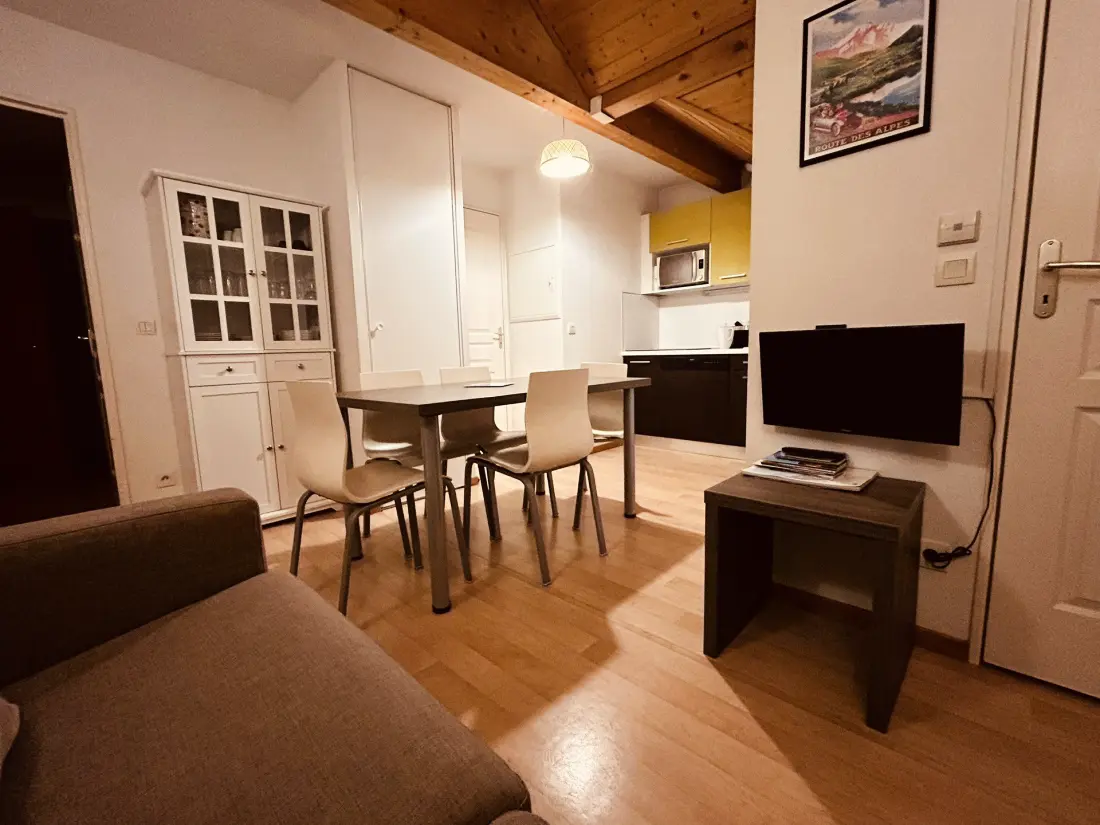 Eterlou Residence