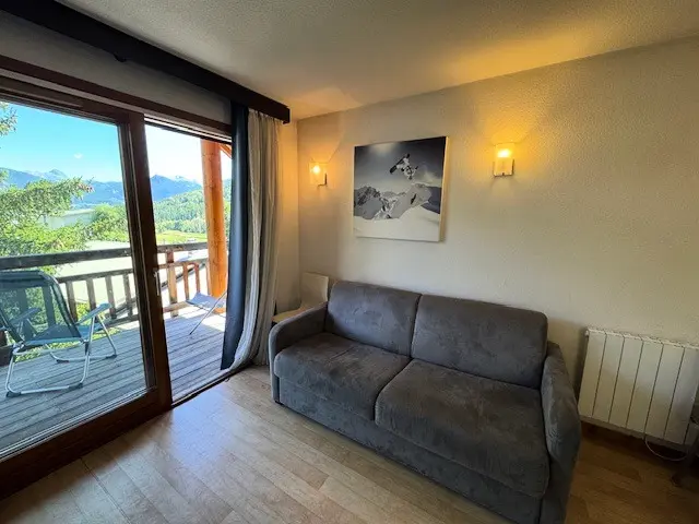 Eterlou Residence