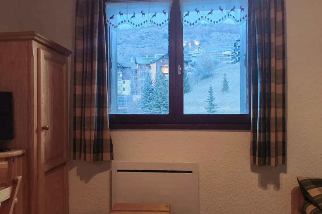 Studio View Col Du Granon, Bliskie utwory