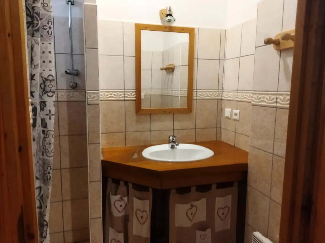 Gite de France Ggt075 - gîte de france 3 Ohren 10 Personen in Saint chely du tarn 3 Ohren