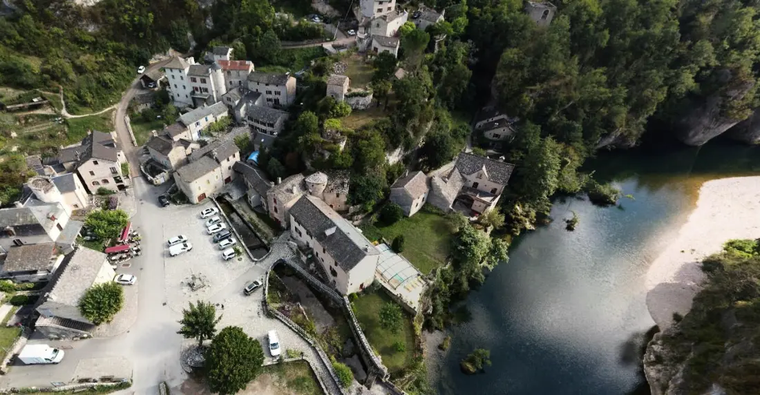 Gite de France Ggt075 - gîte de france 3 Ohren 10 Personen in Saint chely du tarn 3 Ohren