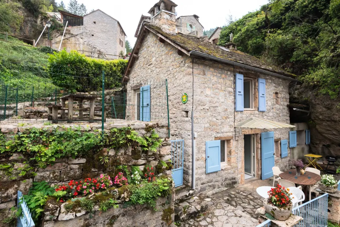 Gîte de France Gîtes de france 3/5 pers in Saint-chély-du-tarn 2 Ohren