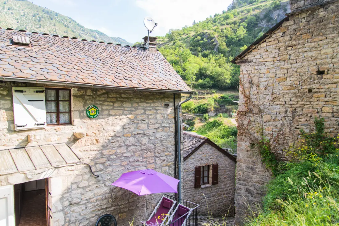 Gîte de France Gîte amélie 3/5 pers in Saint-chély-du-tarn 2 Ohren