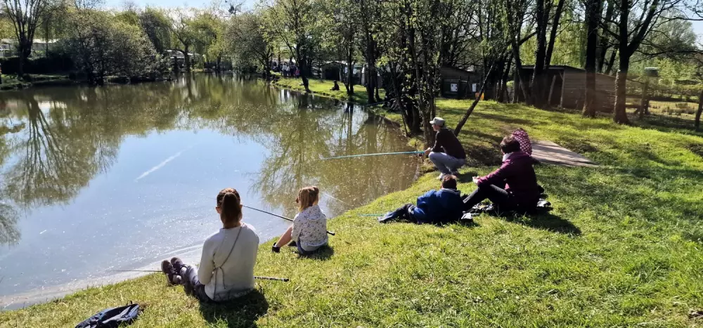 Camping Paradis Domaine de Bellevue3 Sterren★★★