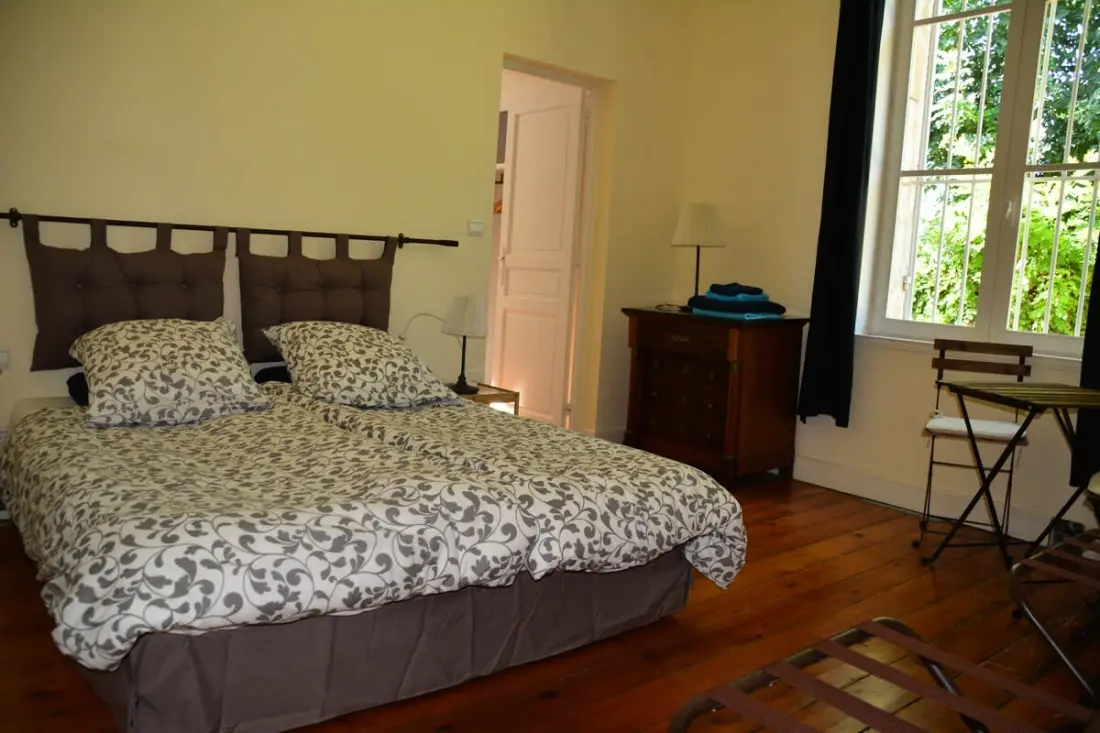 Château La Tuilière Szőlős közepén kivételes környezetben