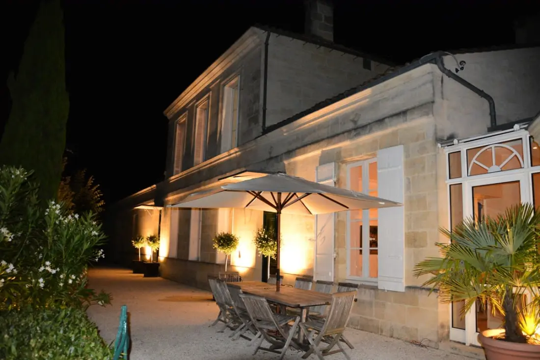 Château La Tuilière Szőlős közepén kivételes környezetben
